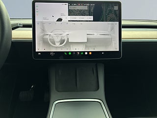 Tesla Model Y Long Range AWD Navi/Elstol/Pano/SoV-Däck/360/Rattvärm – bild 11