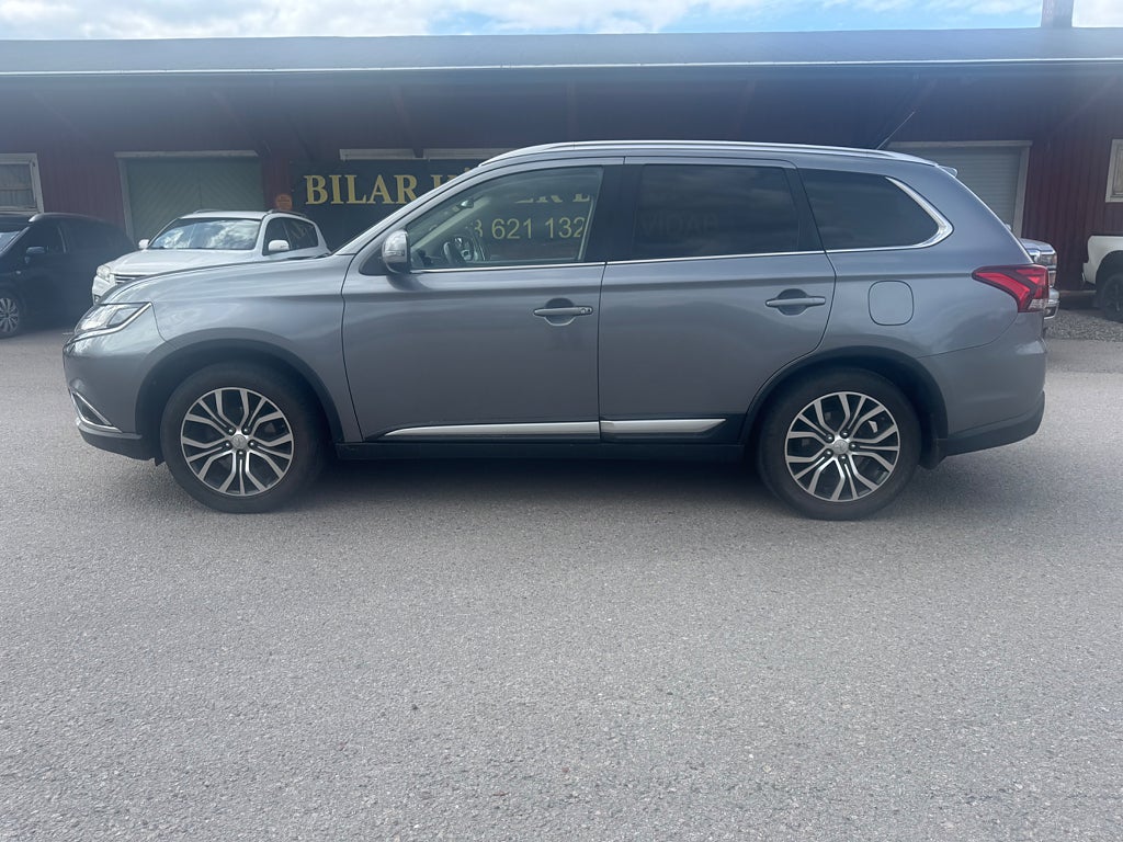 Mitsubishi Outlander 2.2 Di-D 4WD Business Euro 6