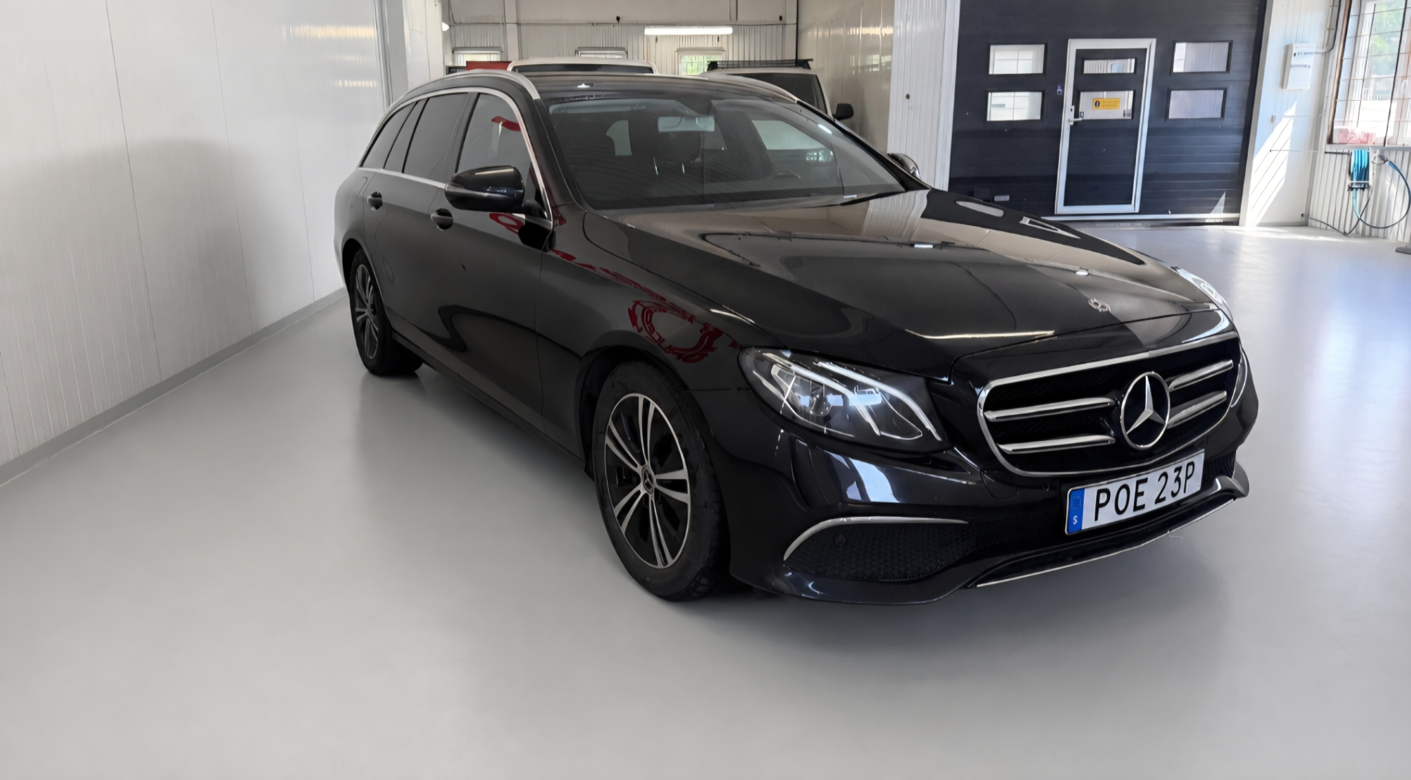 Mercedes-Benz E 2020, bild 2/39