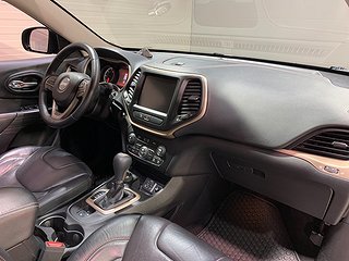 SUV Jeep Cherokee 10 av 20