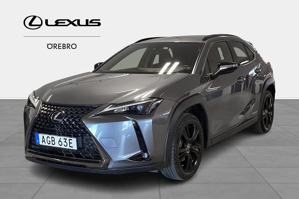 Lexus UX 250h Comfort Sport Edition V-Hjul & Dragkrok