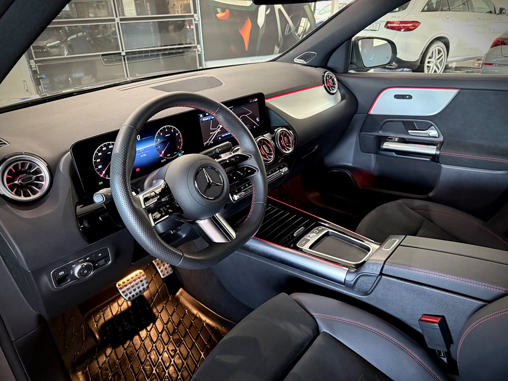 Mercedes-Benz GLA 200 AMG Drag Premium Burmester - bild 12