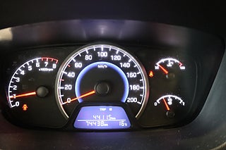 Halvkombi Hyundai i10 19 av 23