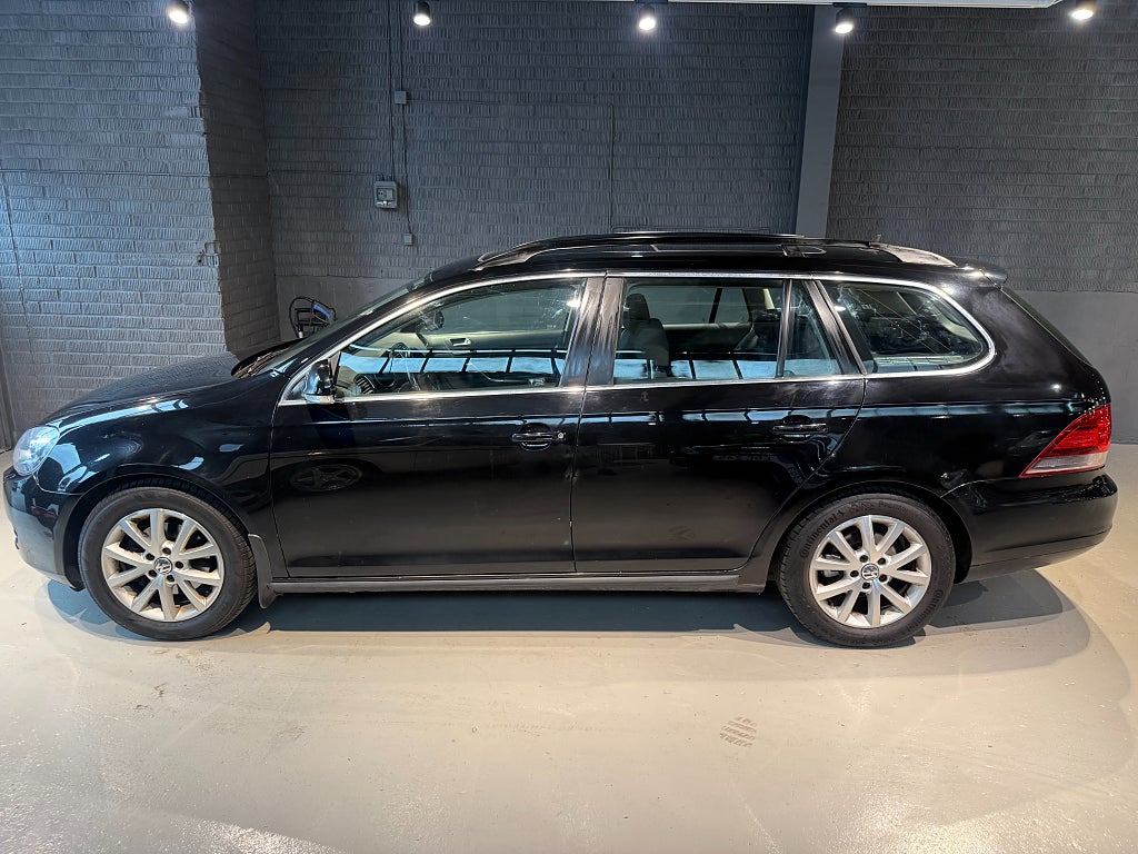 Volkswagen Golf Variant/ 1.6 TDI/ PANORAMA/ Nybes