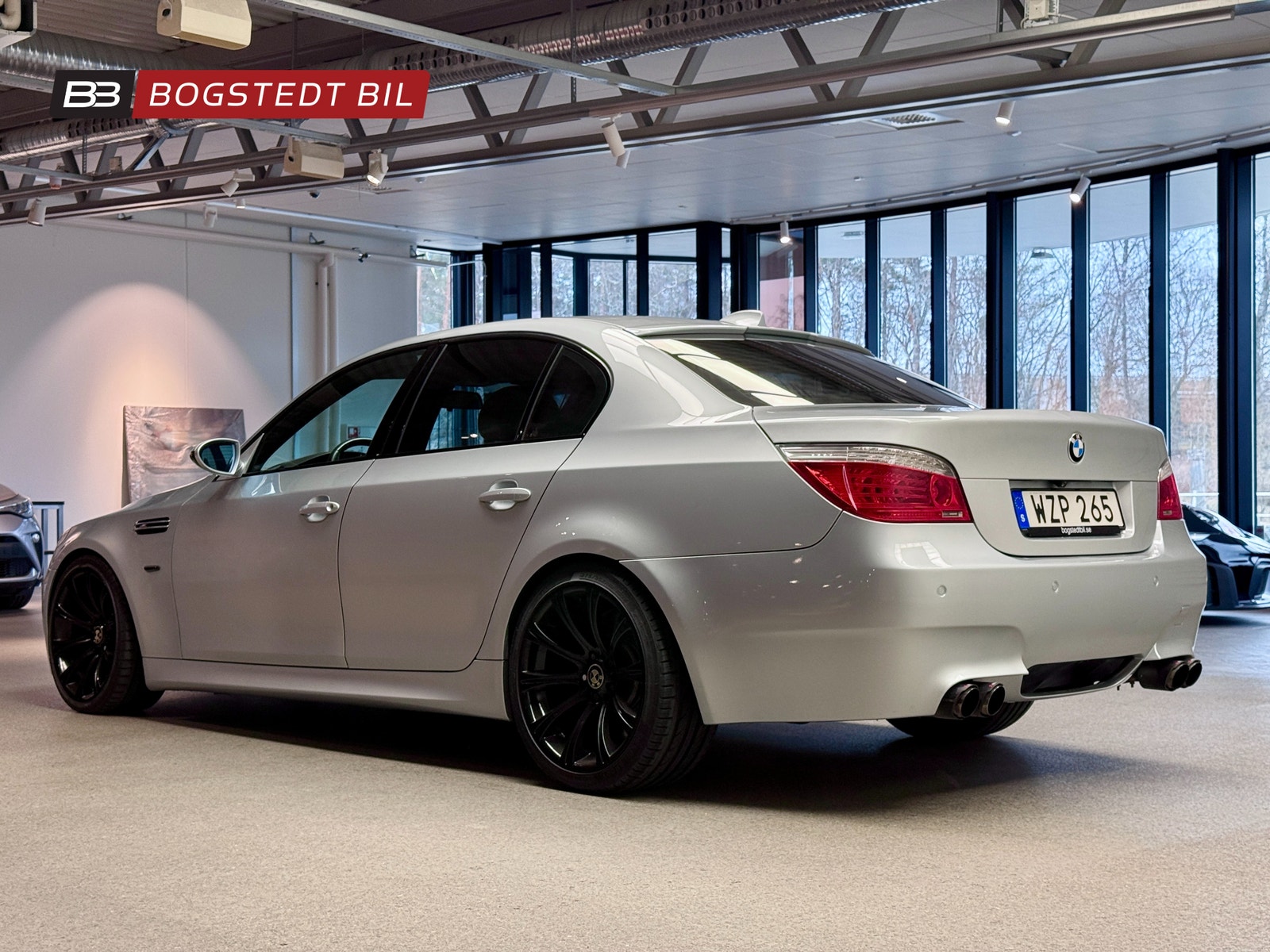 BMW M5 Sedan E60 5.0 V10 507hk | Svensksåld | Fullservad 2006 - miniatyr 5