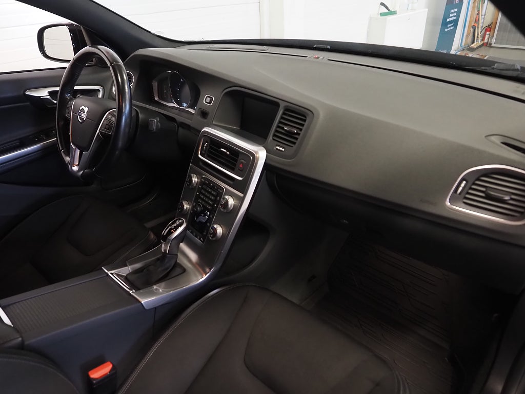 Volvo S60 Cross Country D4 AWD 190hk Classic Momentum |Drag| 2018