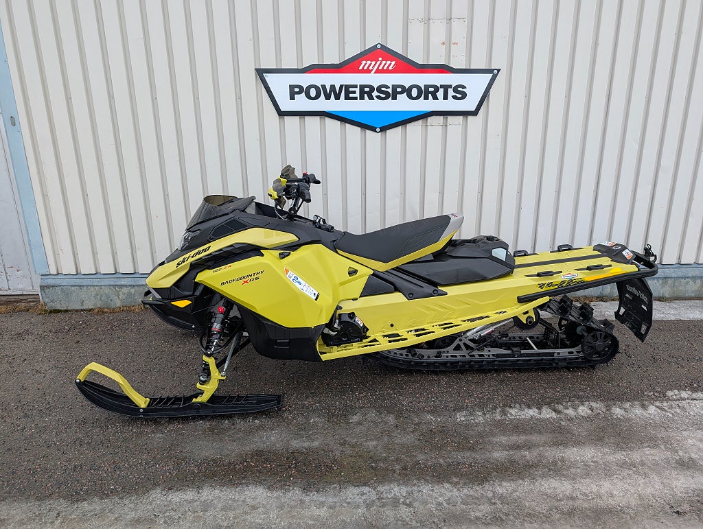 Ski-Doo Backcountry Xrs 146" 850 E-tec Turbo R 10 mil! 