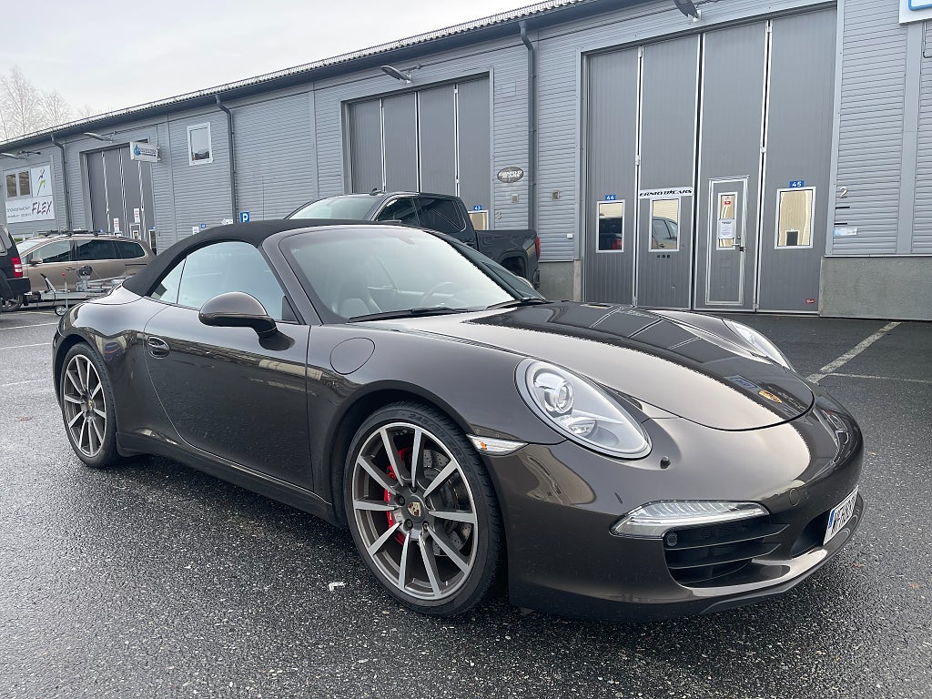 Porsche 911 Cabriolet PDK Sportcrono 400hk carerra s
