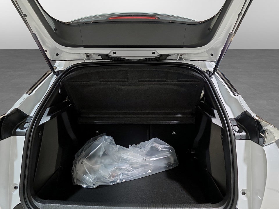 Bild på Peugeot 2008 Style 1.2 PT 100hk - V-HJUL INGÅR