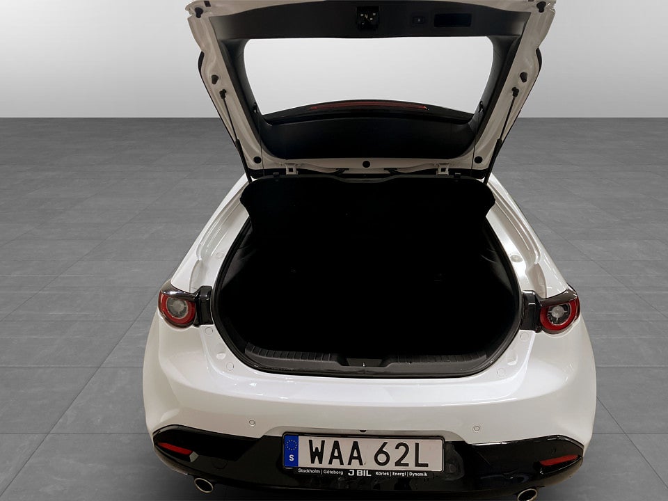 Bild på Mazda 3 Hatchback 2.0 SKYACTIV-G M 150hk - B-KAMERA, CARPLAY