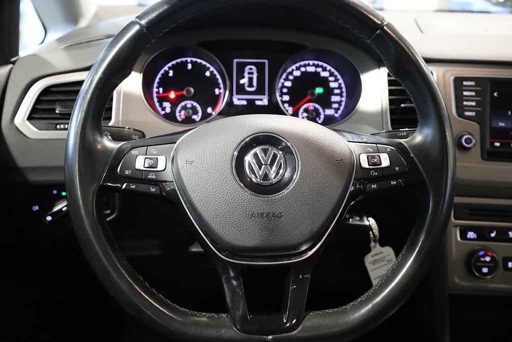 Volkswagen Golf Sportsvan 1.6 TDI AUT Värmare Carplay 2016