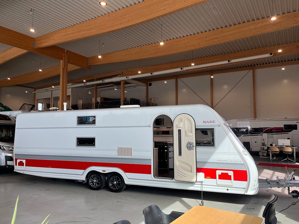 Royal 780 BGXL - Kabe Royal 780 BGXL / Barnkammare / ALDE / Mover / Förtält