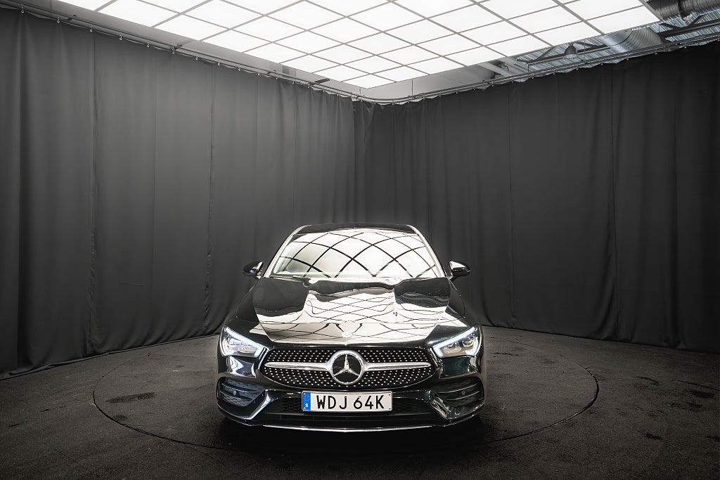 Mercedes-Benz CLA 180 AMG B-VÄRM WIDESCREEN DISTRONIC KAMERA 1-ÄGARE MOMS