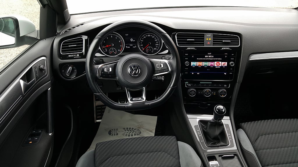 Volkswagen Golf 2020 - miniatyr 5