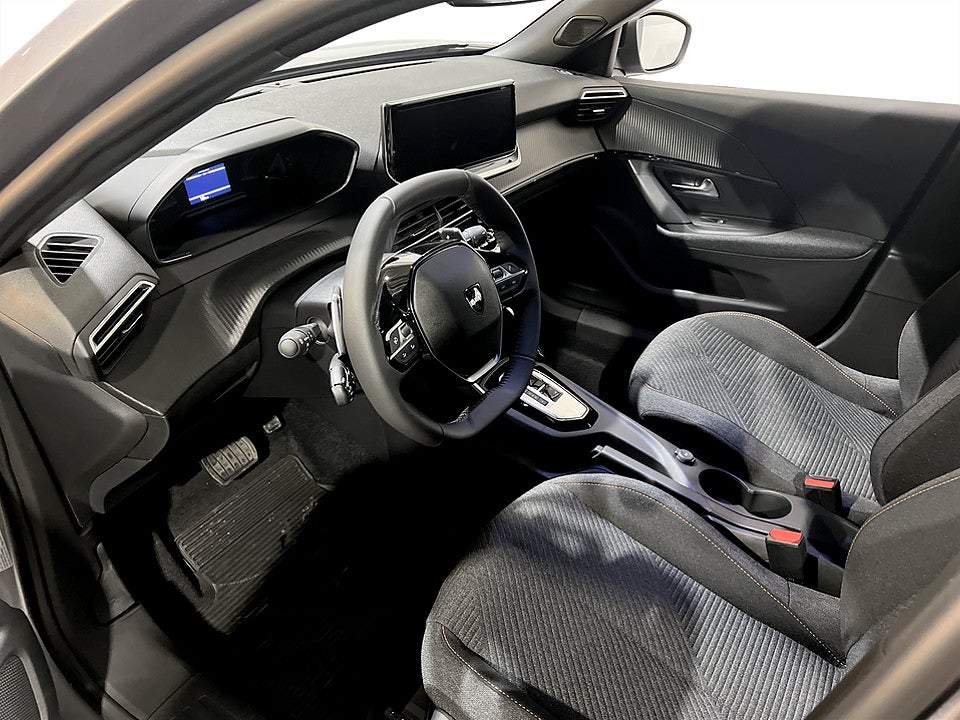 Bild på Peugeot 2008 Edition Hybrid Aut - KAMPANJ PRIVATLEASA FRÅN 12 MÅN!