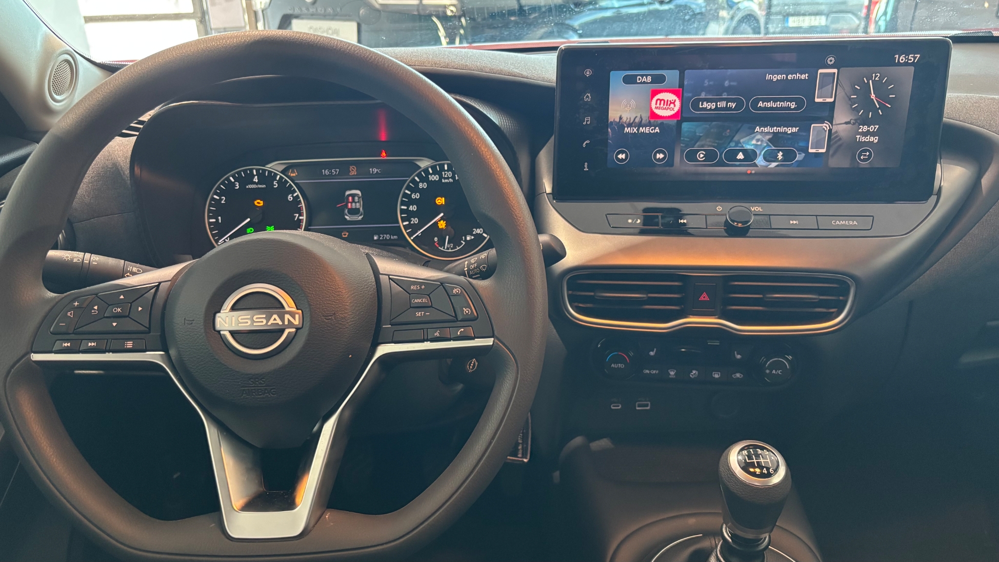 Nissan Juke 2024, bild 7/10