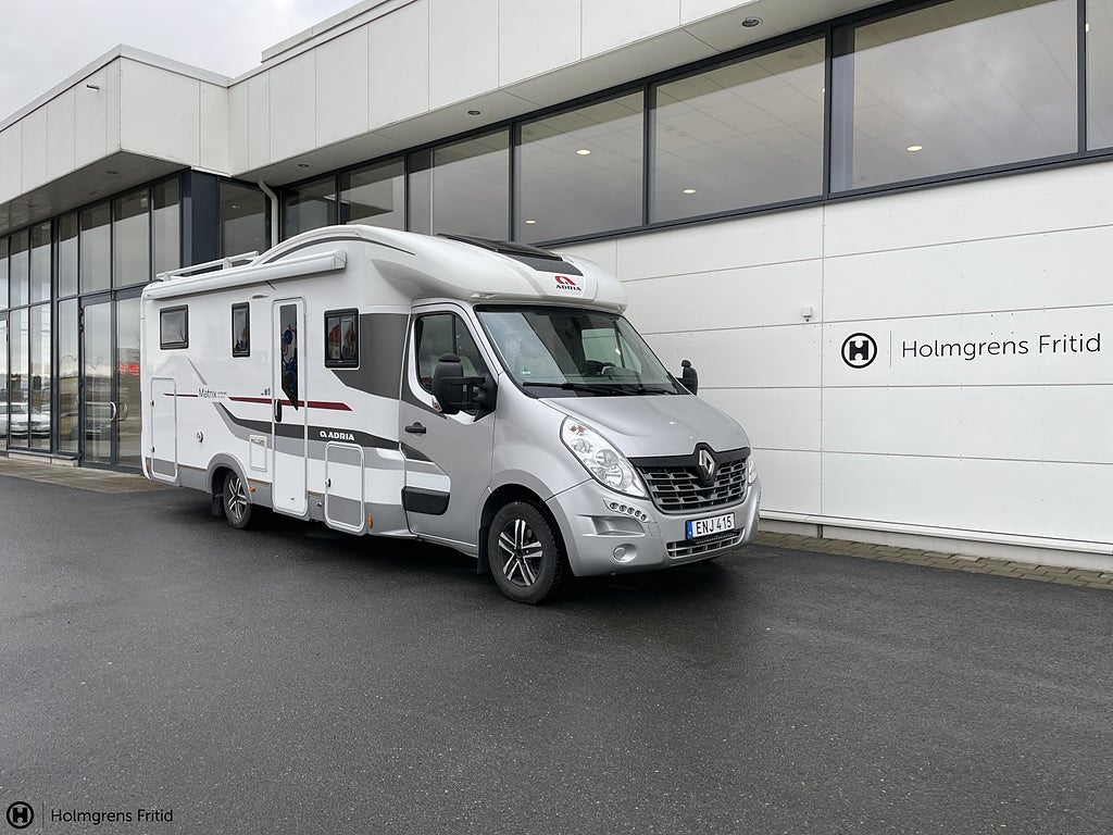 Adria Matrix Supreme M687 SL