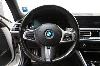Kombi BMW 330e 15 av 25
