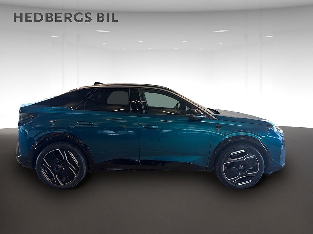 Peugeot E-3008 GT ULTIMATE 214HK thumbnail