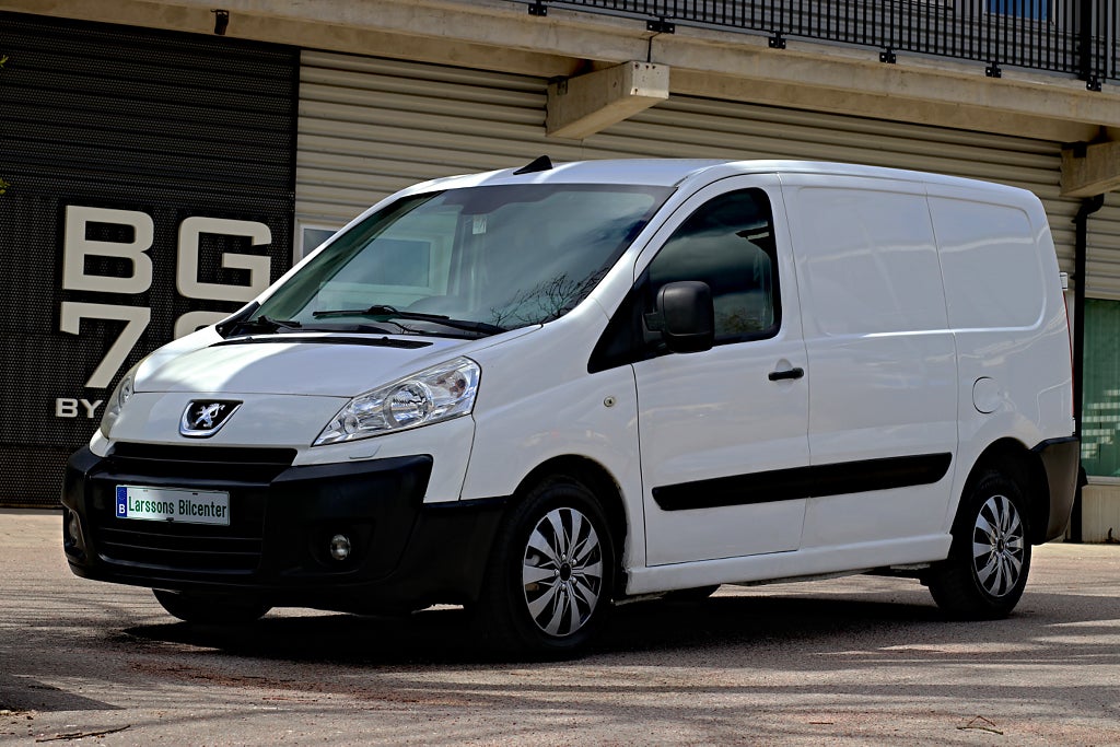 Peugeot Expert Nybesiktigad/ Nya däck, Storservice /Rostfri OBS! SKICK