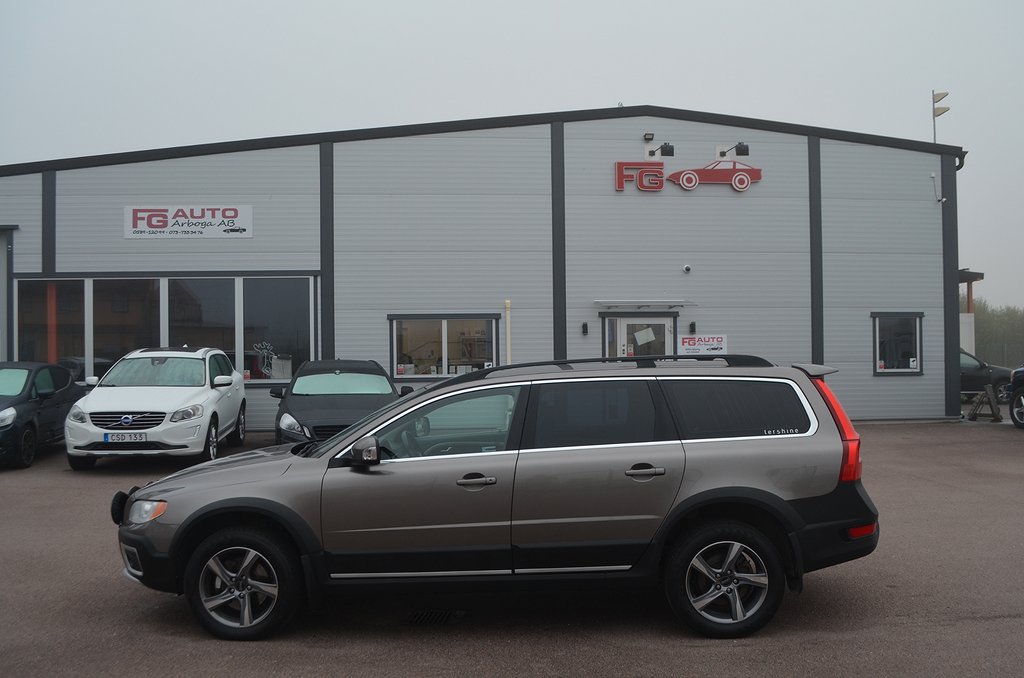 Volvo XC70 D5 AWD Summum 205 hk D-Värmare Drag