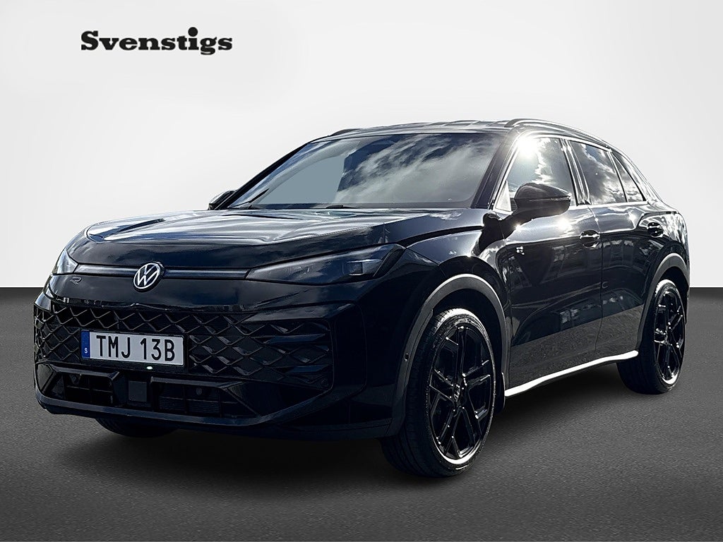 Volkswagen T-Roc R-line eTSI 150hk DSG7 Black Style 19" Fälgar Lage
