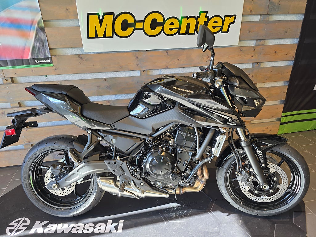 Kawasaki Z650S 