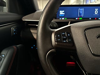 Ford Mustang Mach-E Long Range AWD Bang Olufsen 360° Skinn Pano GPS SoV – bild 22