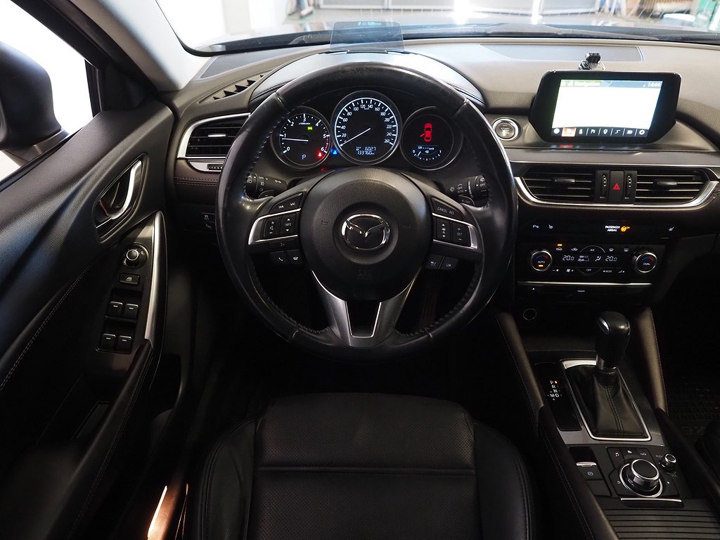Mazda 6 2.2 SKYACTIV-D 175hk AWD Optimum Drag B-Kam Nav HUD 2015