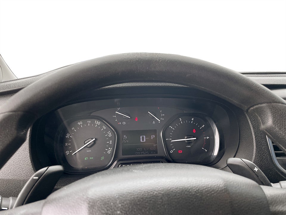 Bild på Peugeot Expert PRO+ L3 BHDi 180hk Aut Värmare Inredning