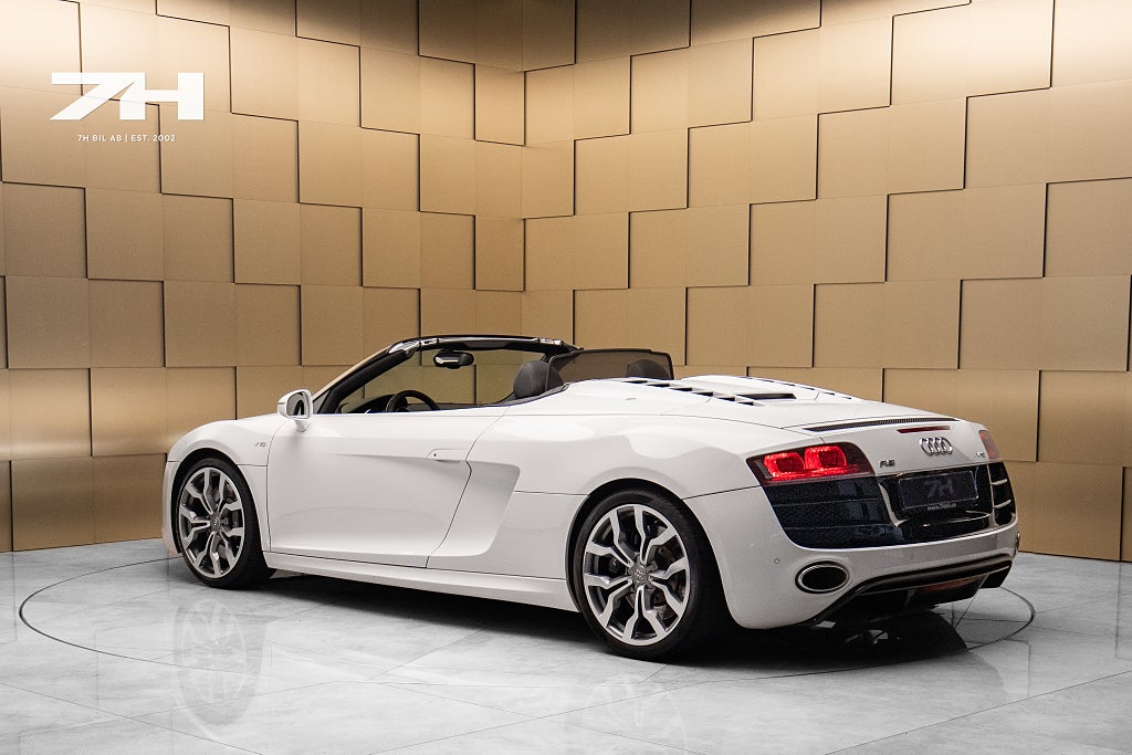 Audi R8 Spyder 5.2 V10 R-Tronic / CAPRISTO / B&O / Kolfiber