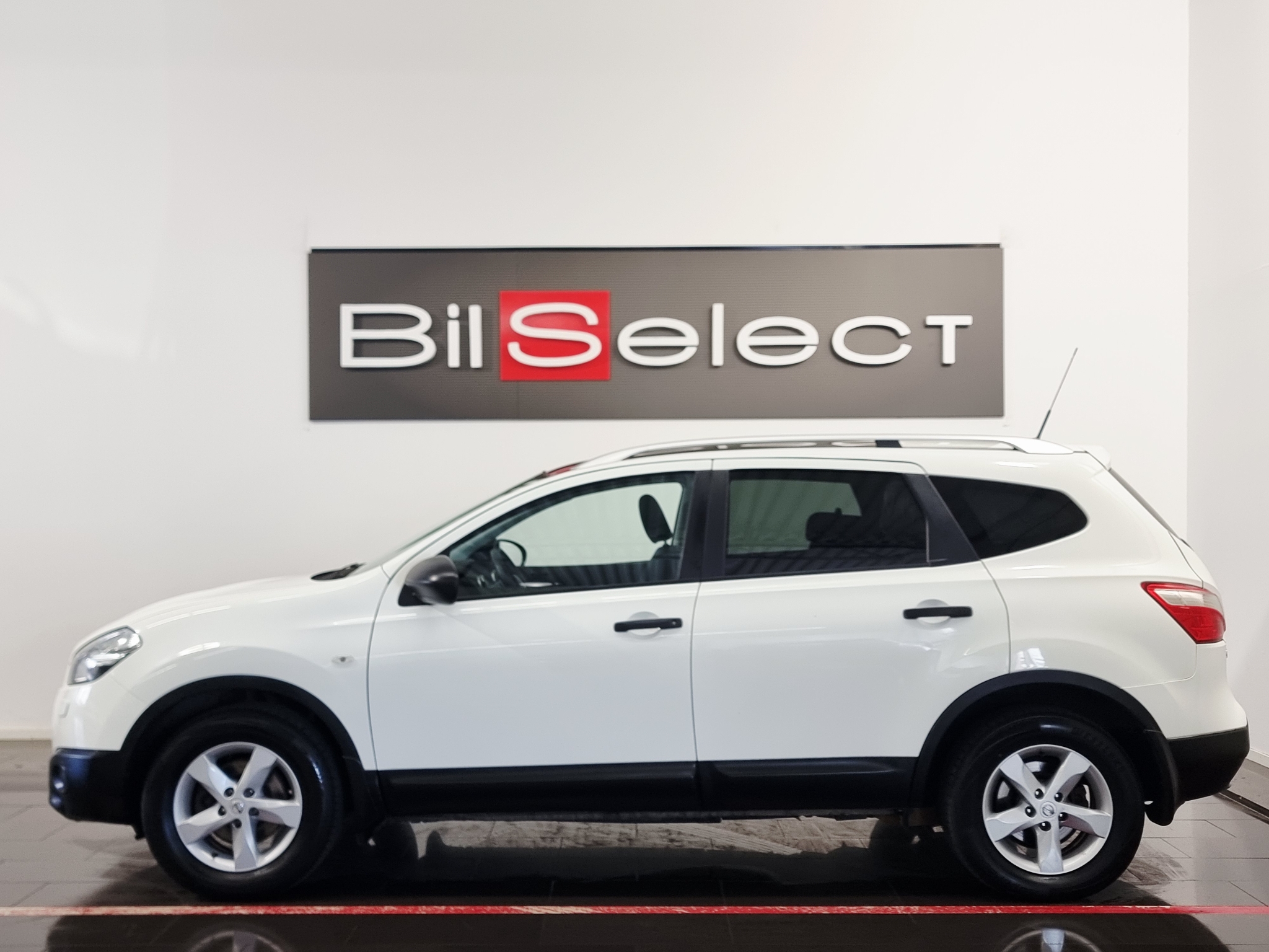 Nissan Qashqai+2 2013, bild 2/51