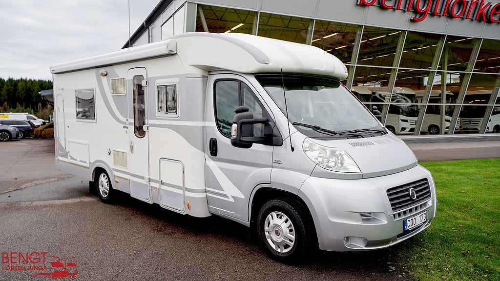 Adria Coral S 680 ST