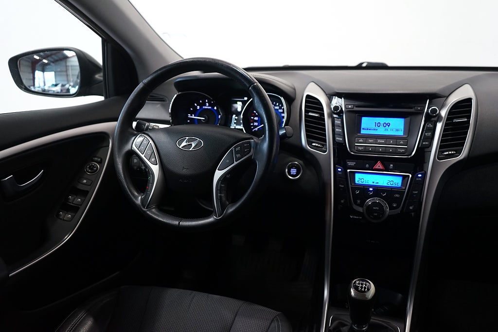 Hyundai i30 Kombi 1.6 CRDi Business B-kamera 110hk