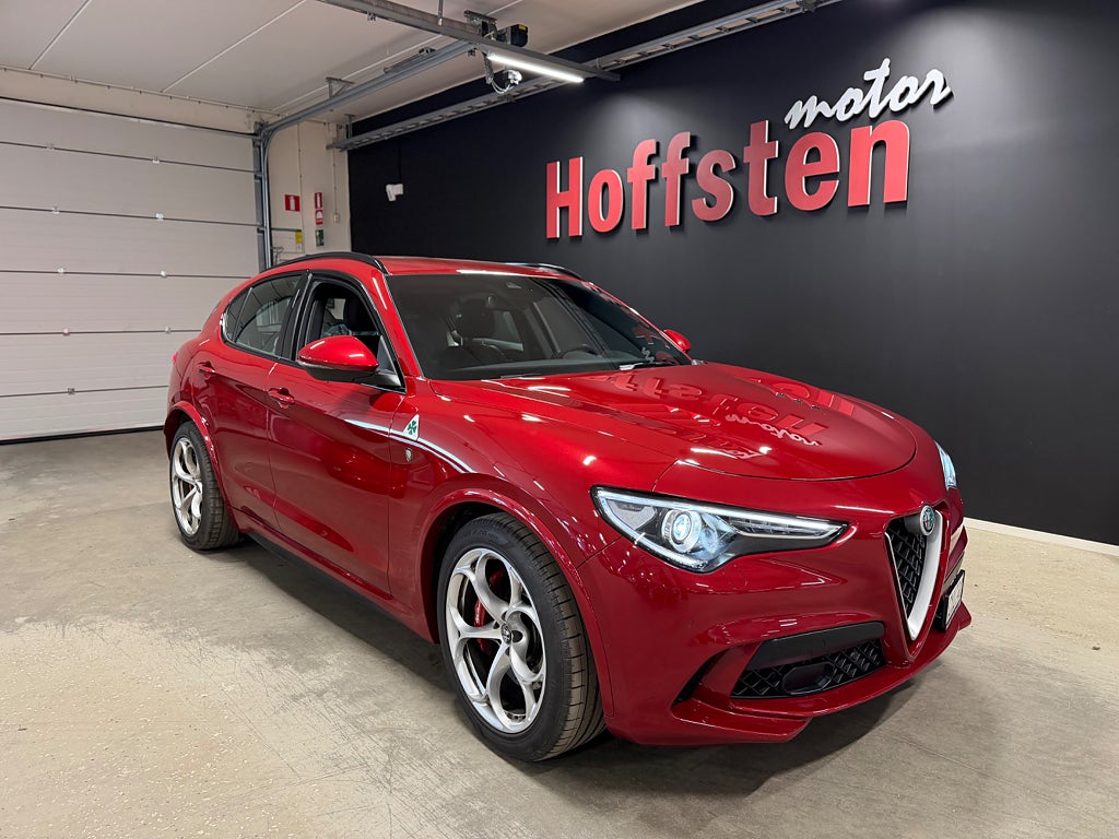 Alfa Romeo Stelvio Quadrifoglio Euro 6 / B-Kamera