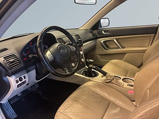 Subaru Legacy 2.0 4WD/Drag/S&V-Däck/Panoramatak/MoK/Kamkedja – bild 7