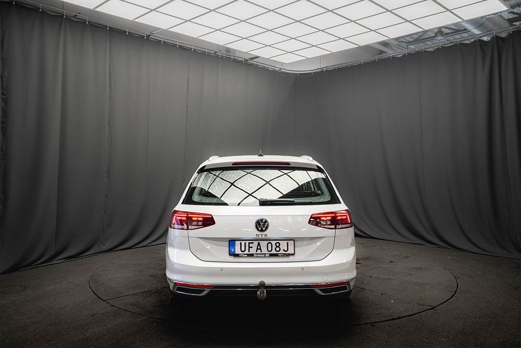 Volkswagen Passat GTE Plug-in B-VÄRMARE DRAG KAMERA CARPLAY 1-ÄGARE MOMS