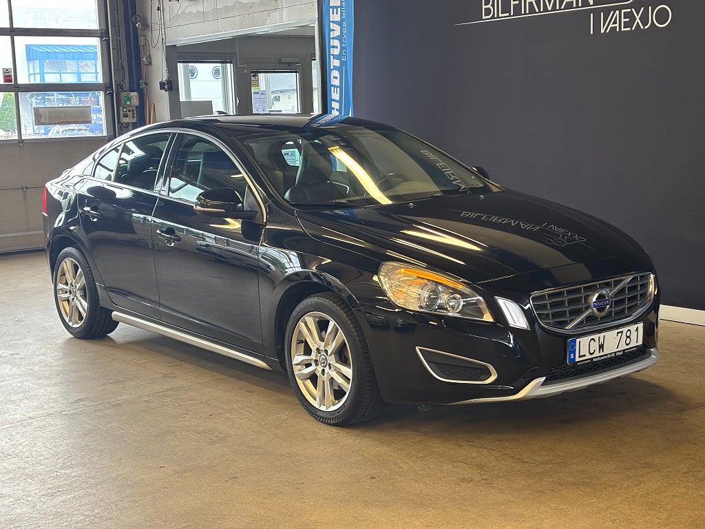 Volvo S60 2.0T Momentum 203HK /Läder /2 Brukare