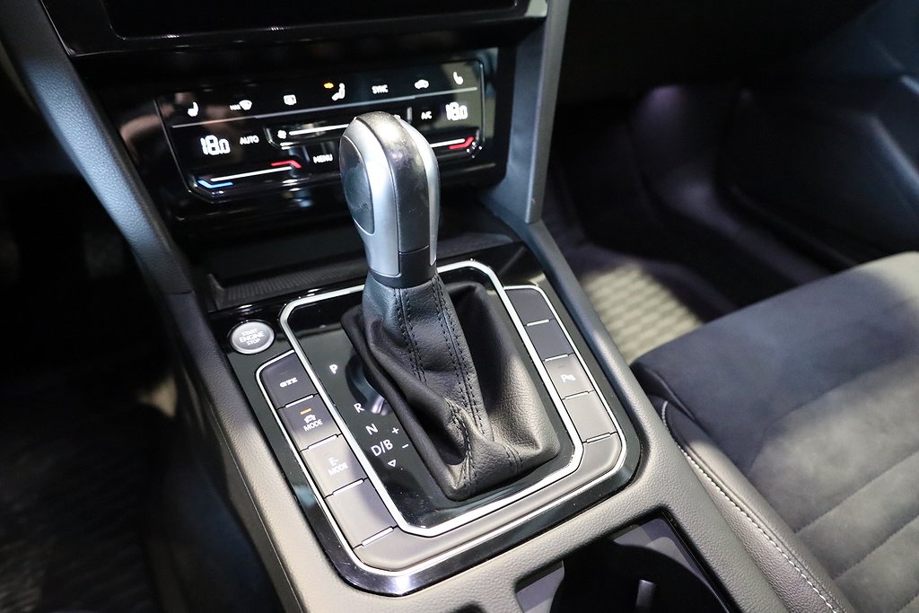 Volkswagen Passat Sportscombi GTE 1.4 TSI Aut Drag Navi Värmare 2022