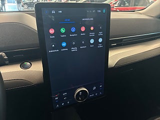 Ford Mustang Mach-E Standard Range S&V-hjul/MOMS/360kam/Carplay/B&O/Skinn – bild 17