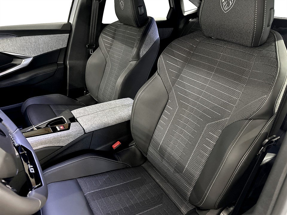 Bild på Peugeot 3008 Edition Hybrid - INK SERVICEAVTAL