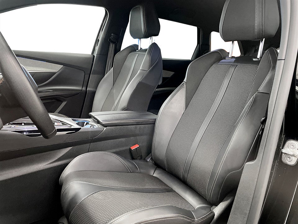 Bild på Peugeot 5008 GT 1.2 PT 130hk Aut 7-SITS KAMPANJRÄNTA 3,99%