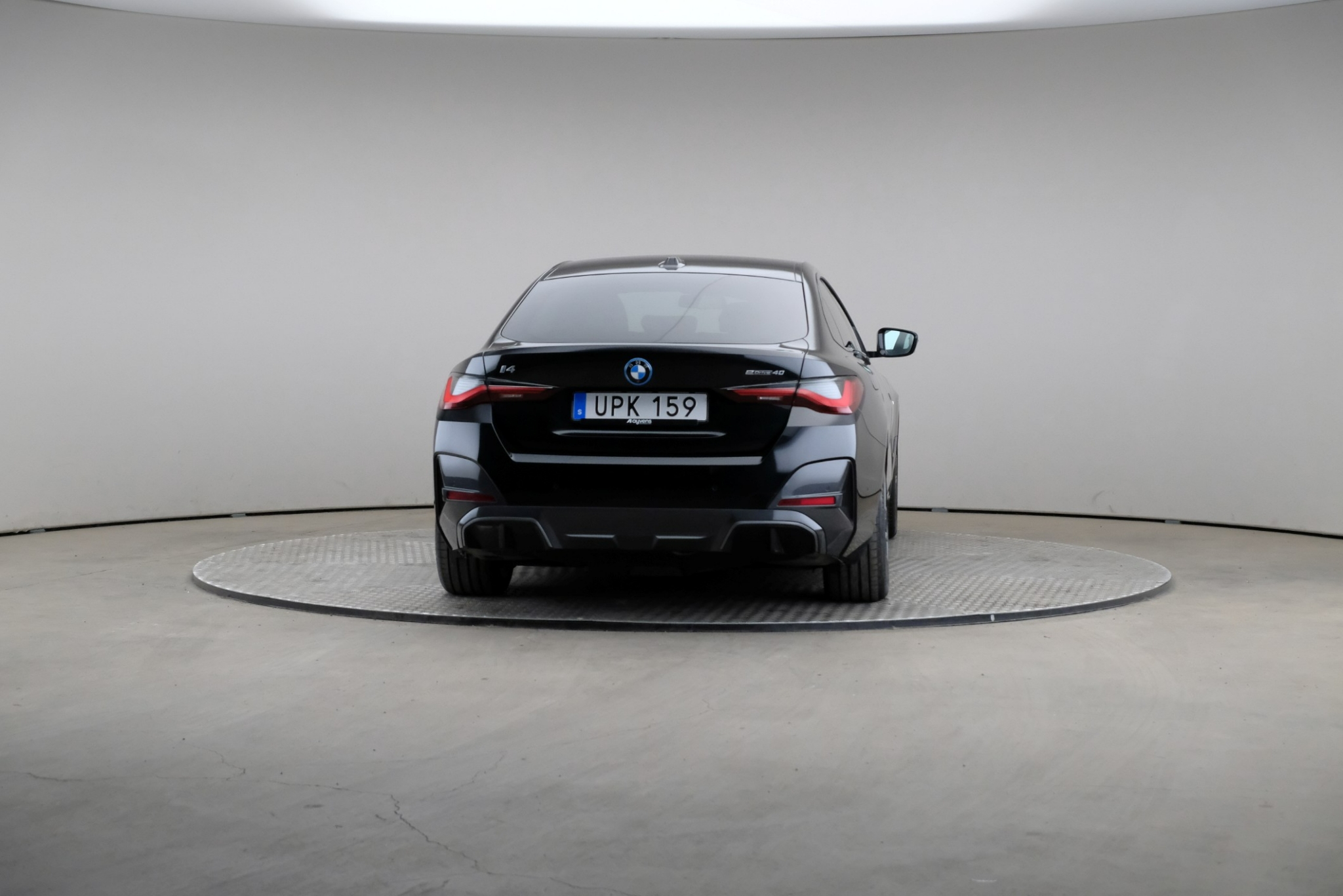 BMW i4 2024, kuva 2/10