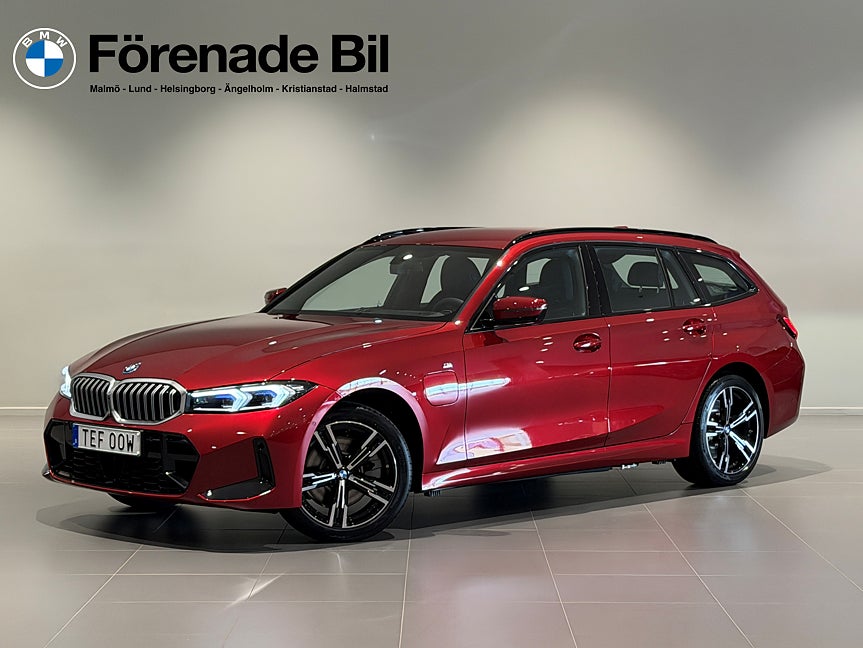 BMW 330e XDRIVE TOURING