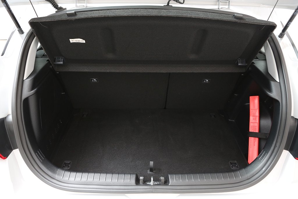 Hyundai i20 Essential 1.0 T-GDI 100HK Automat | Moms 2025
