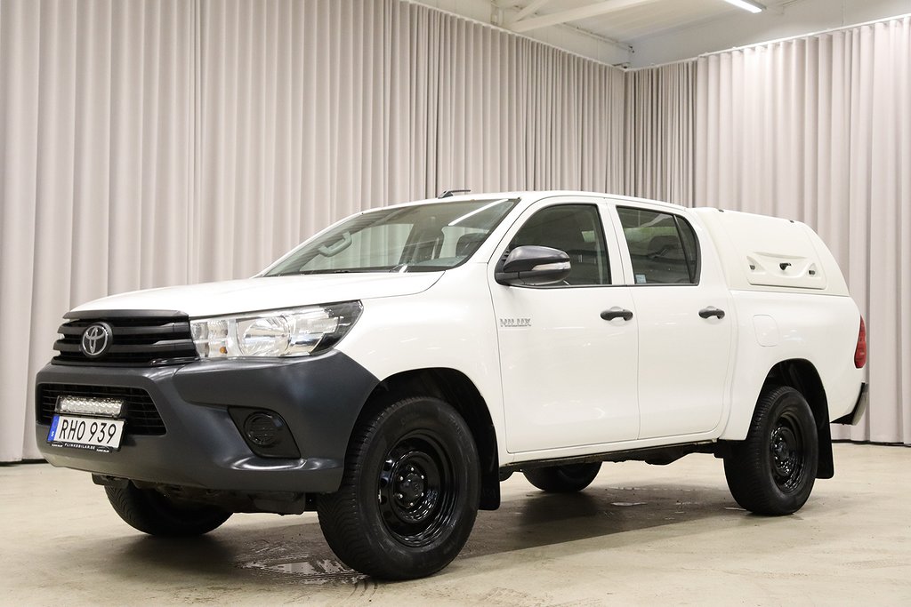 Toyota Hilux 150HK Kåpa Drag FjärrstyrdVärmare LEDramp Moms