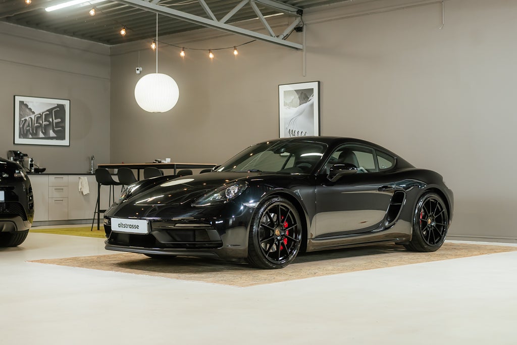 Porsche 718 Cayman GTS 4.0 GTS 