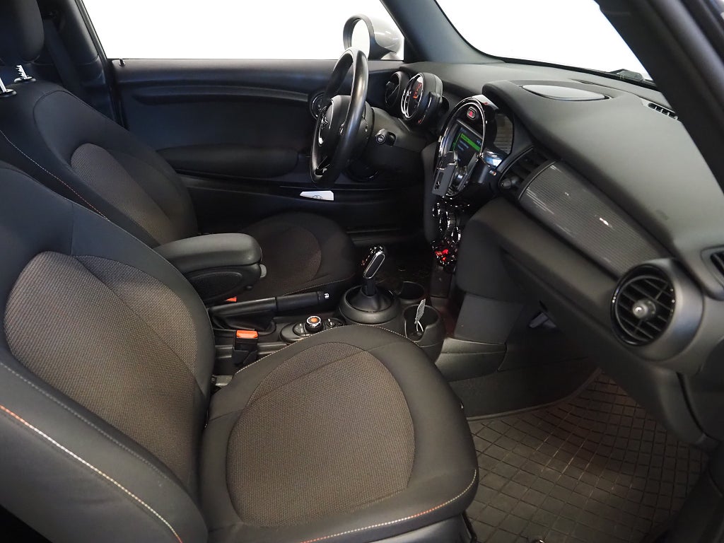 MINI Cooper 3-d DCT Automat 136hk | Pepper | Mini Visual Boost 2019