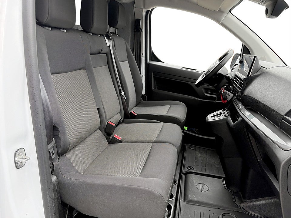 Bild på Opel Vivaro 2.0 BHDi 145hk Aut L3 VÄRMARE DRAG B-KAMERA