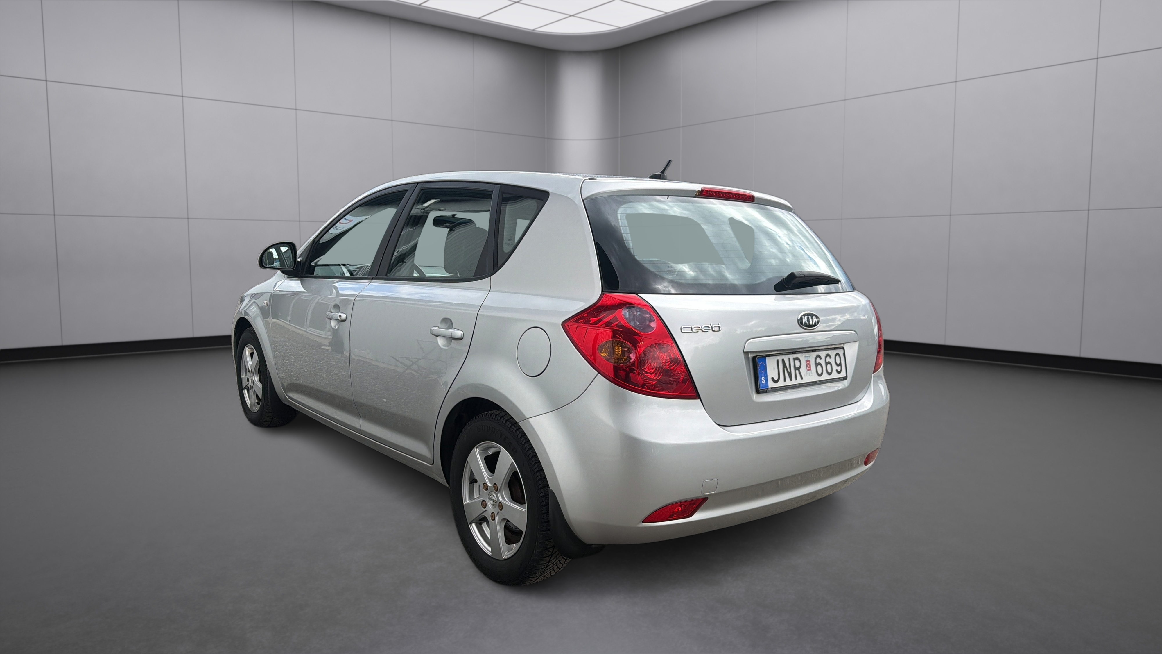 Kia Ceed cee'd 1.6 CVVT Manuell Euro 4 2009, bild 5/10